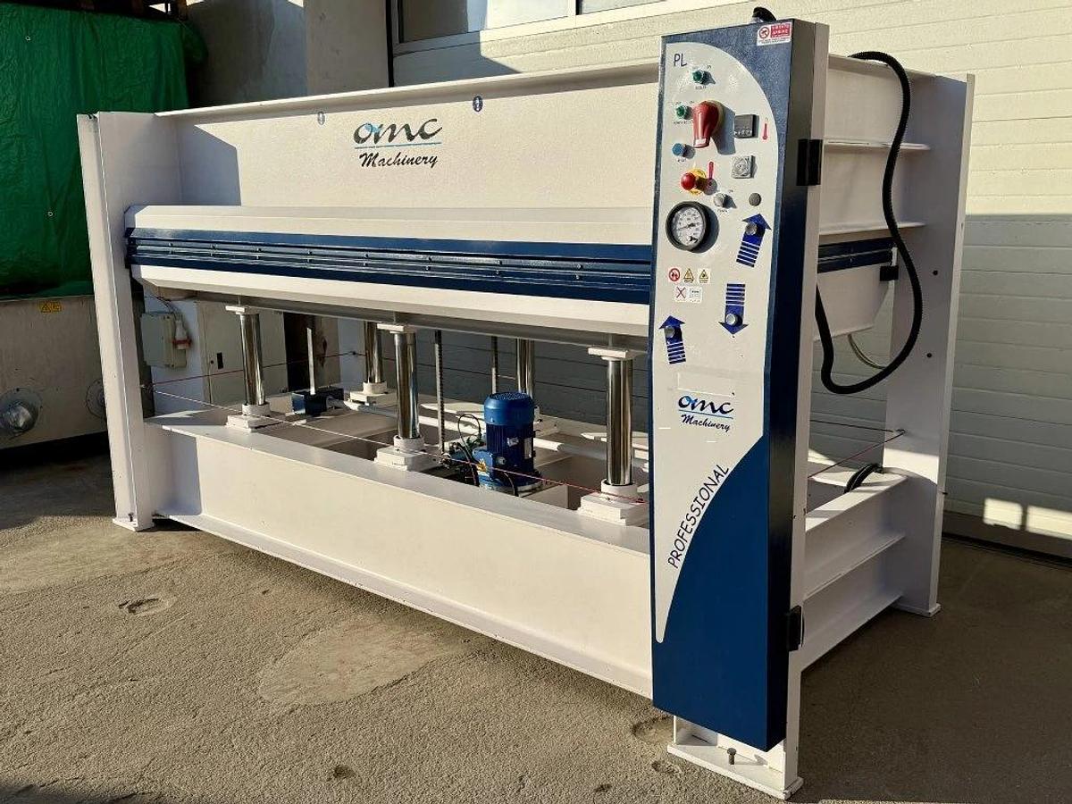 Revisionato PRESSA A CALDO OMC PL 105 CE