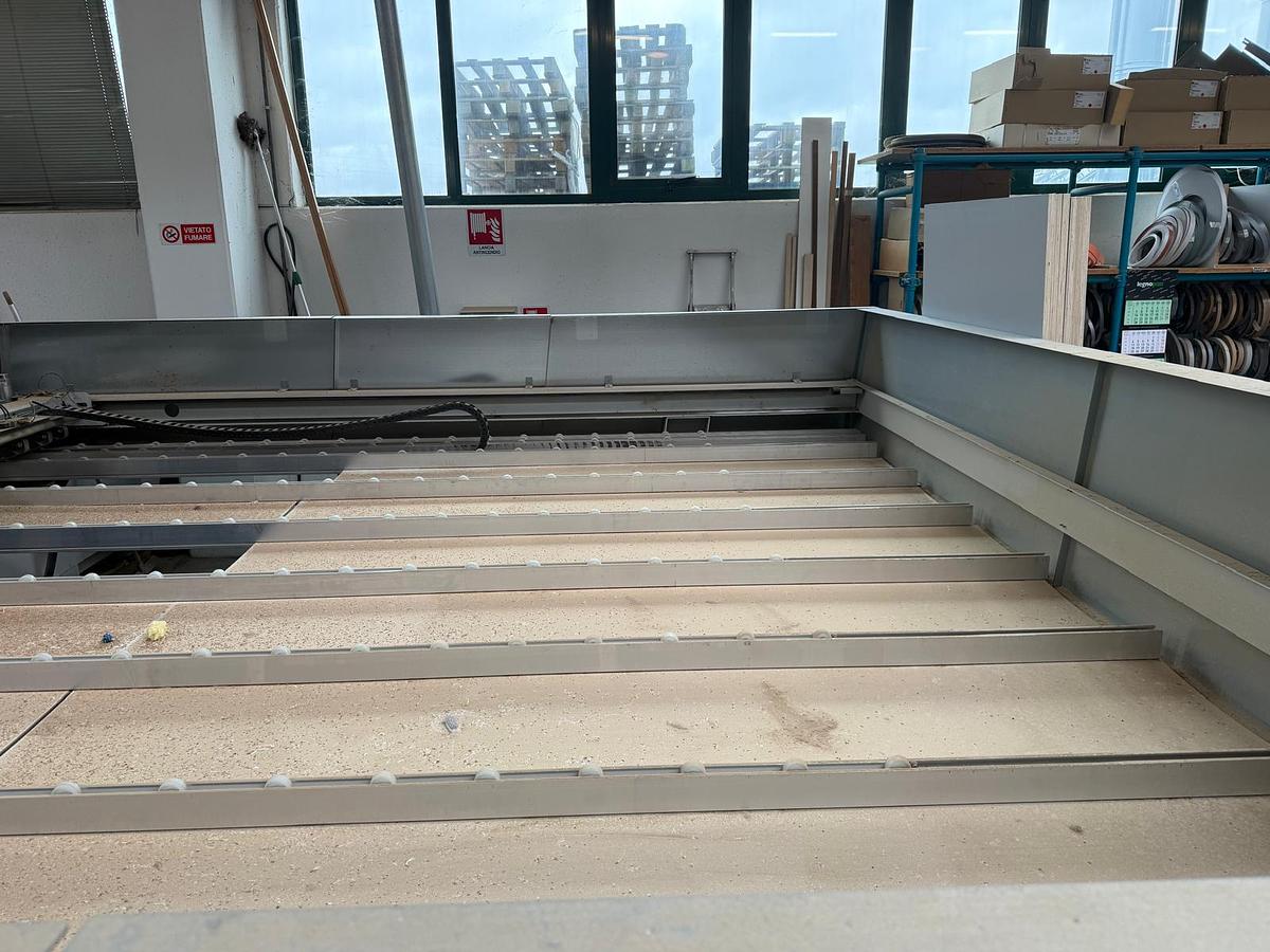 Revisionato SEZIONATRICE ORIZZONTALE HOLZHER CUT 70