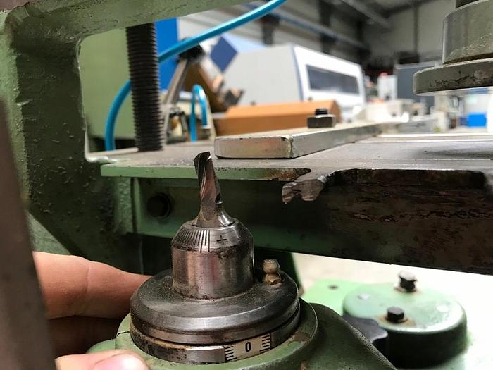 Usato CODETTATRICE OMEC 750