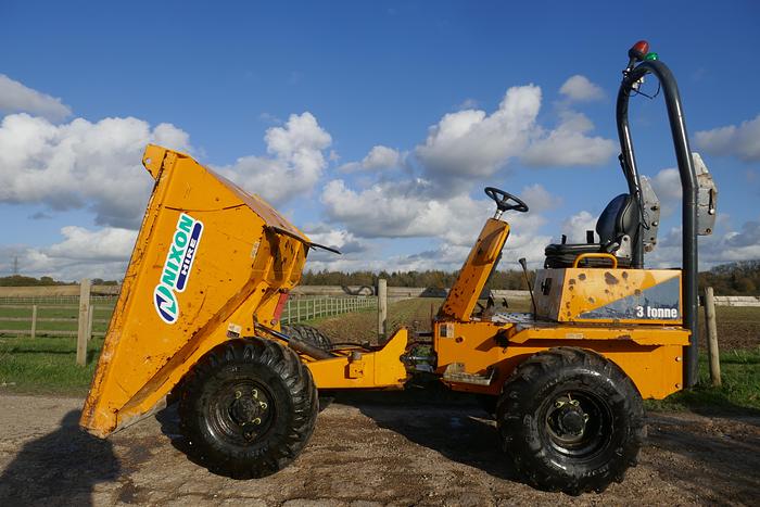 Used 2014 THWAITES 3 TONNE