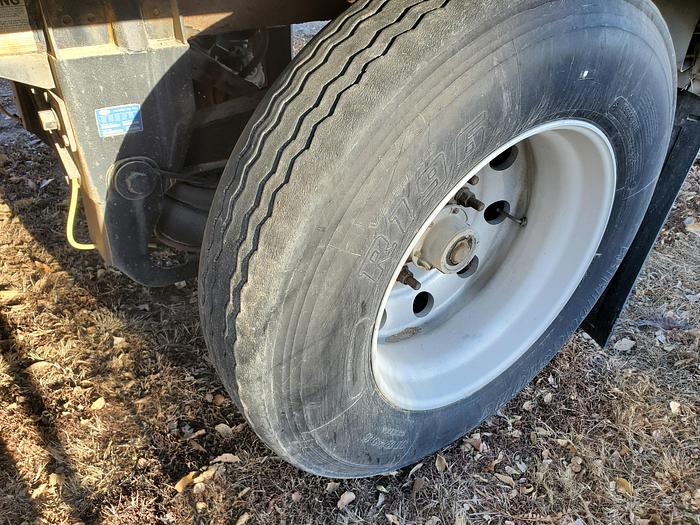 Used 2011 Wilson DWH500 PaceSetter Hopper Trailer