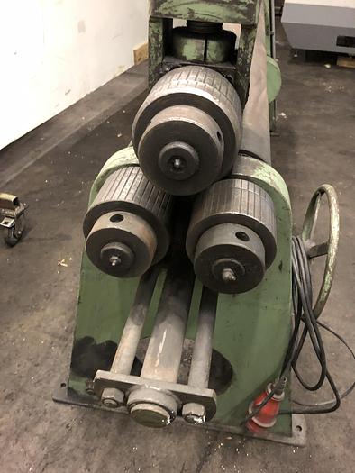 Gebruikt Universal 204