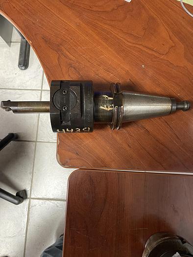 Used USED-DEVLEIG MICROBORE ADJUSTABLE BORING HEAD CAT 50 50CT-ADE 15 2-30 WITH 1" DIA. BORING BAR