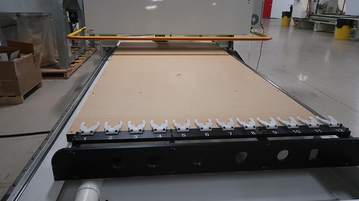 Used C.R. Onsrud 145M12 M Series CNC ROUTER