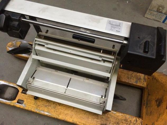 Used Fastbind R2 Manual hotmelt perfect binder 2002