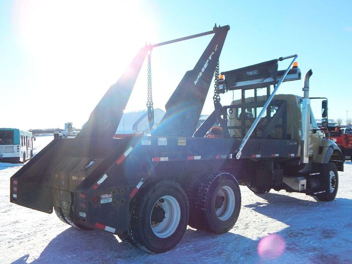 Used 2007 International 7600