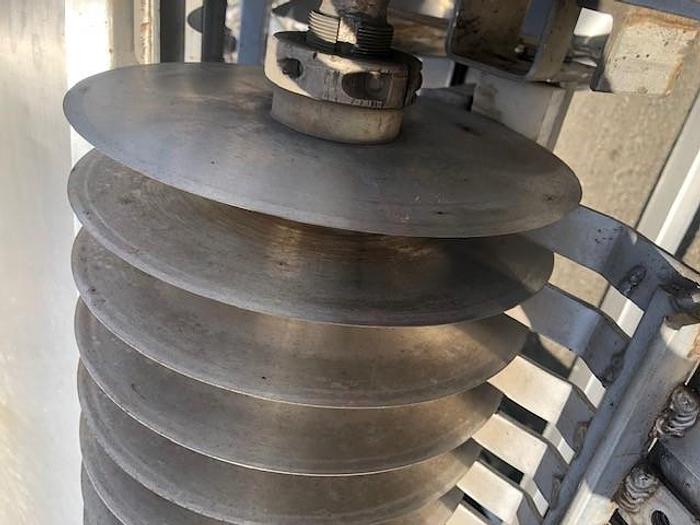 Used Grove-Dale Shufflo Feeder with Slicer