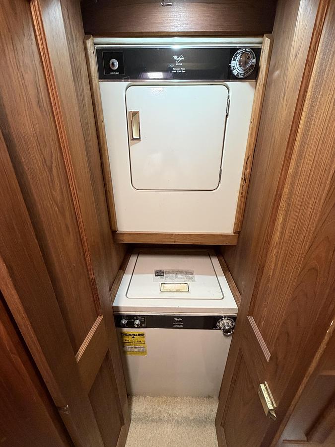 Used 1986 Viking 48 Motor Yacht