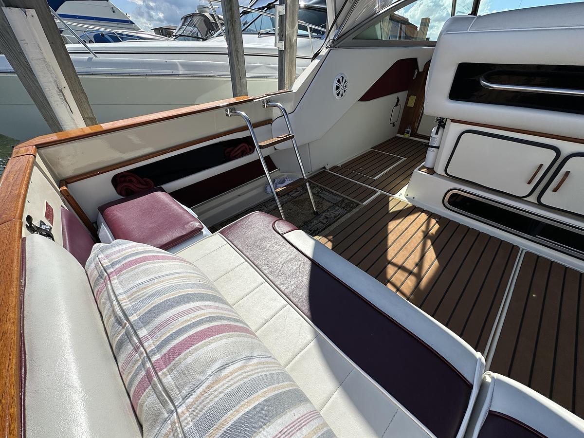 Used 1987  Sea Ray 340 Sundancer