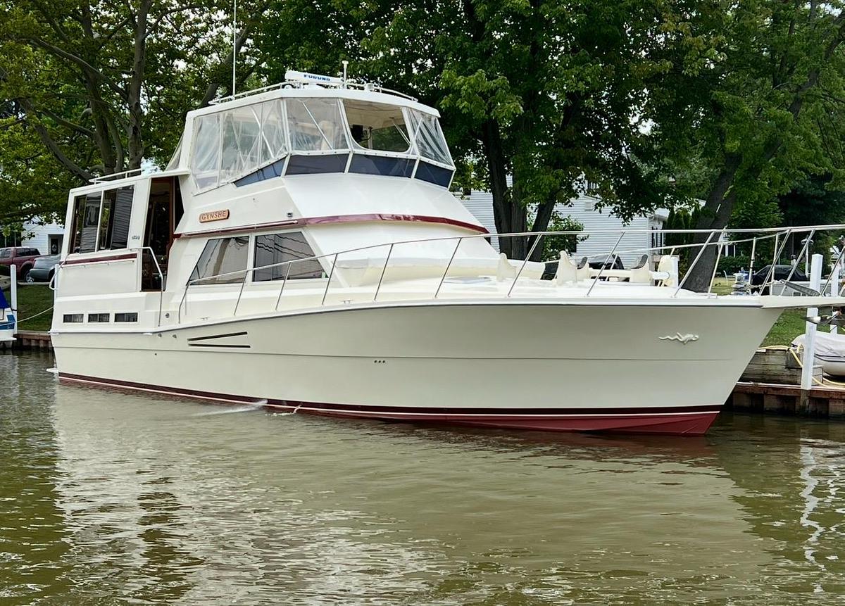 Used 1986 Viking 48 Motor Yacht