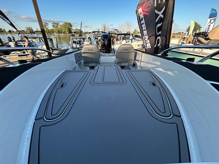 2024 Extreme Boats 1770 Enduro Tiller