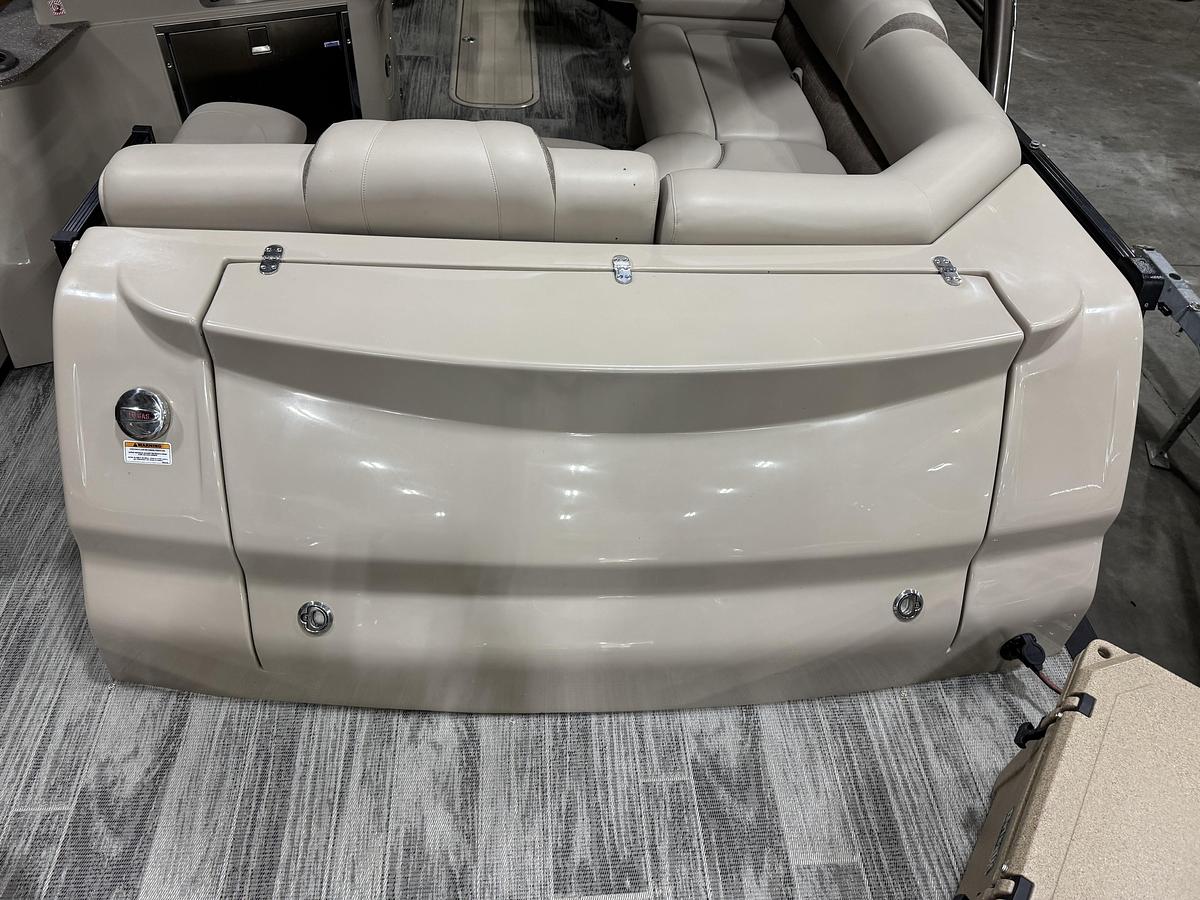 Used 2022 Avalon 2785 Catalina Platinum Cruiser