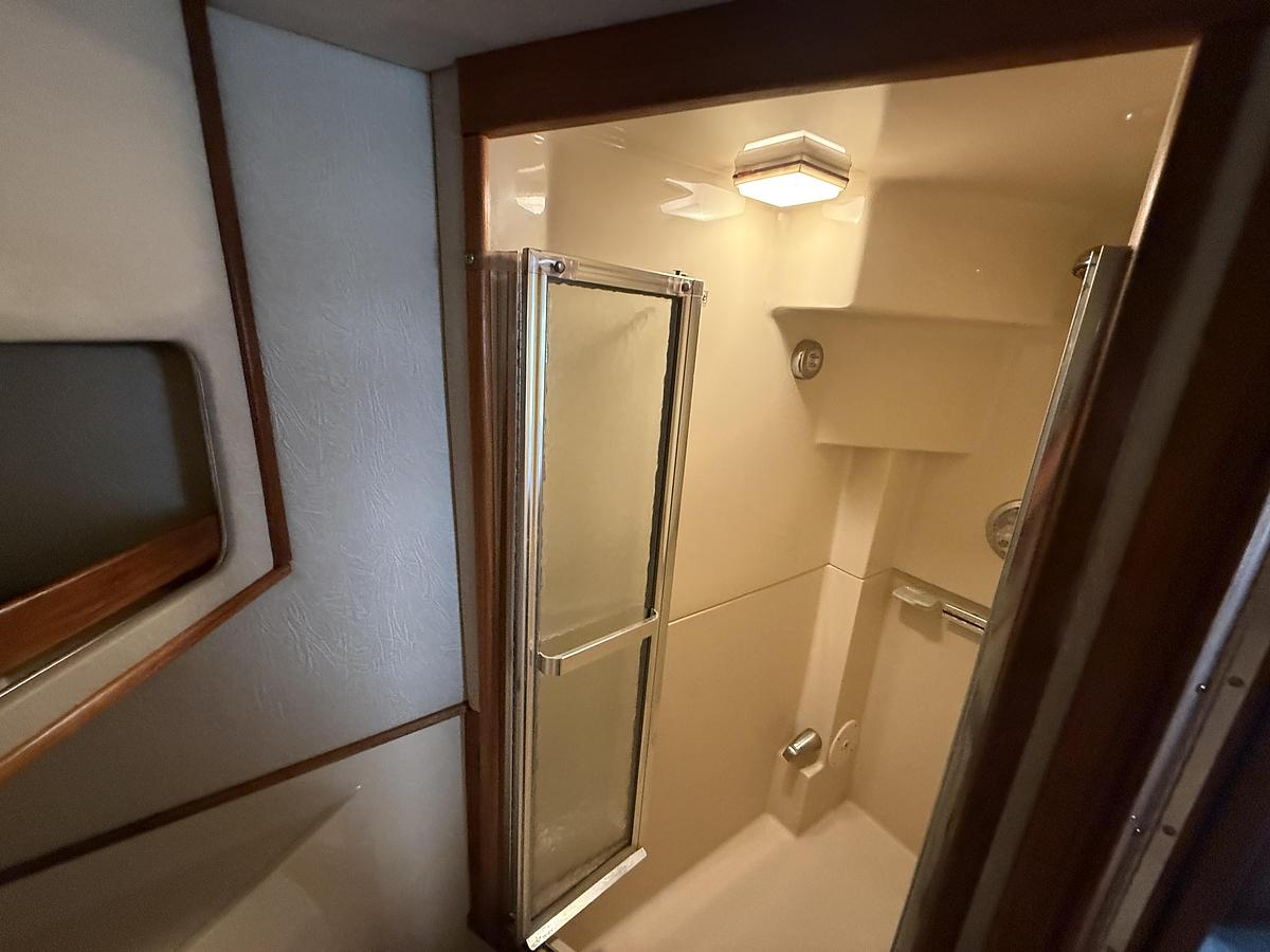 Used 1986 Sea Ray 410 Sundancer
