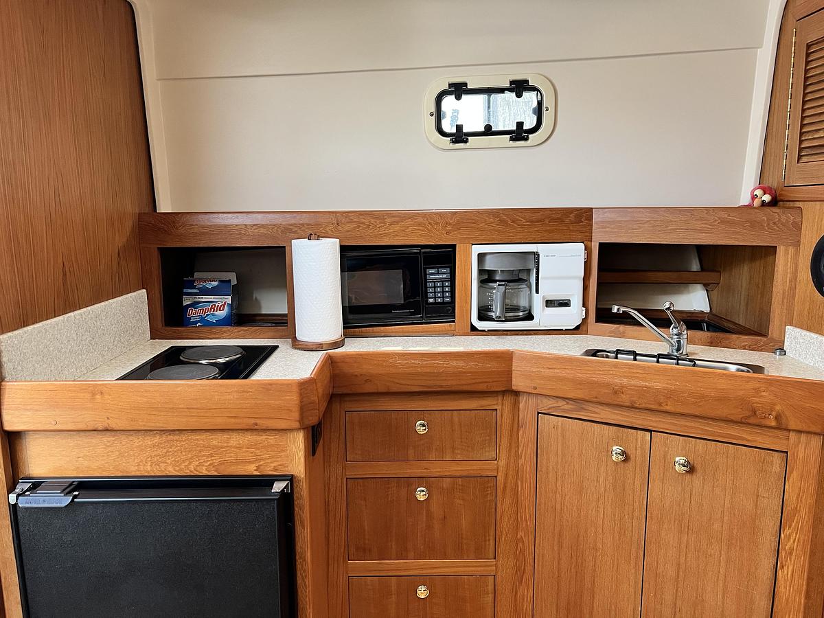 Used 2001 Mainship 34 Pilot