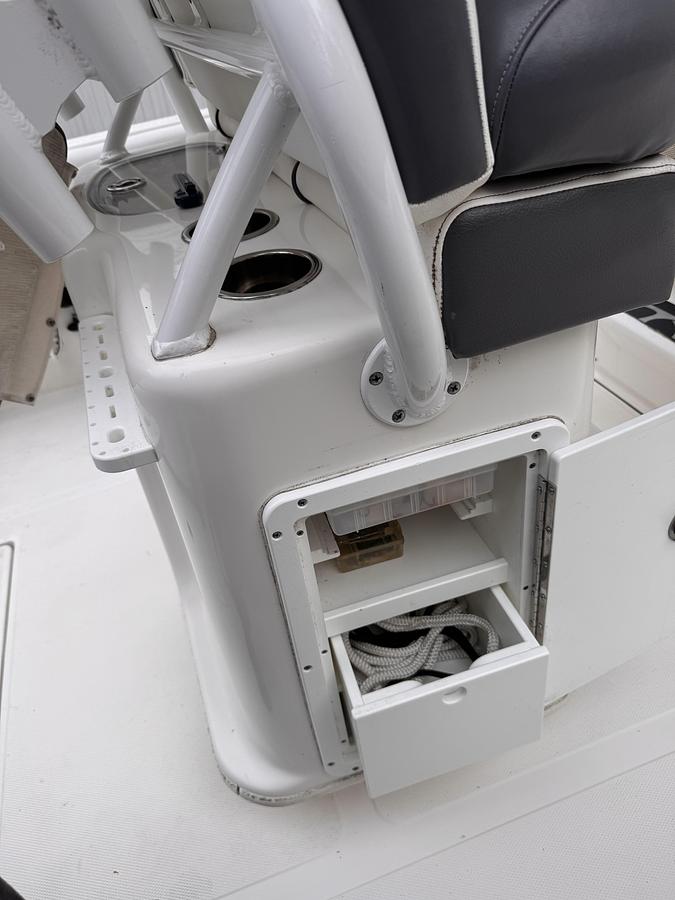 Used 2015 Tidewater 252 Center Console Adventure
