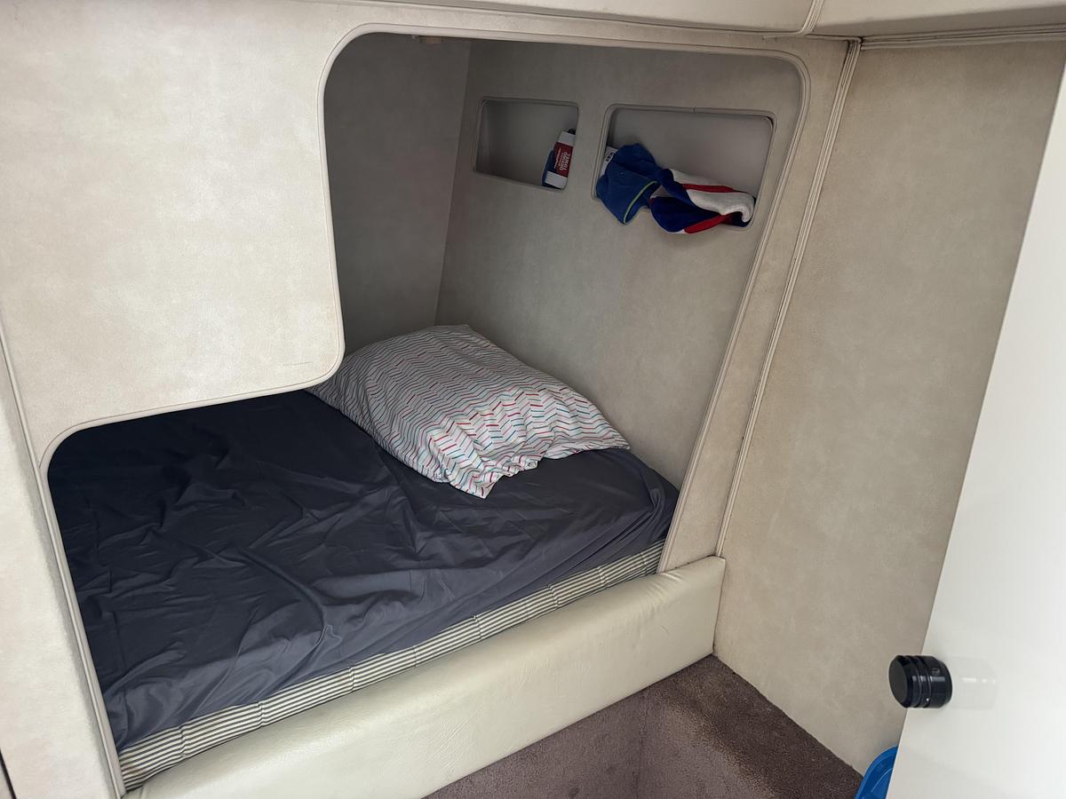 Used 1990 Silverton 34 Express