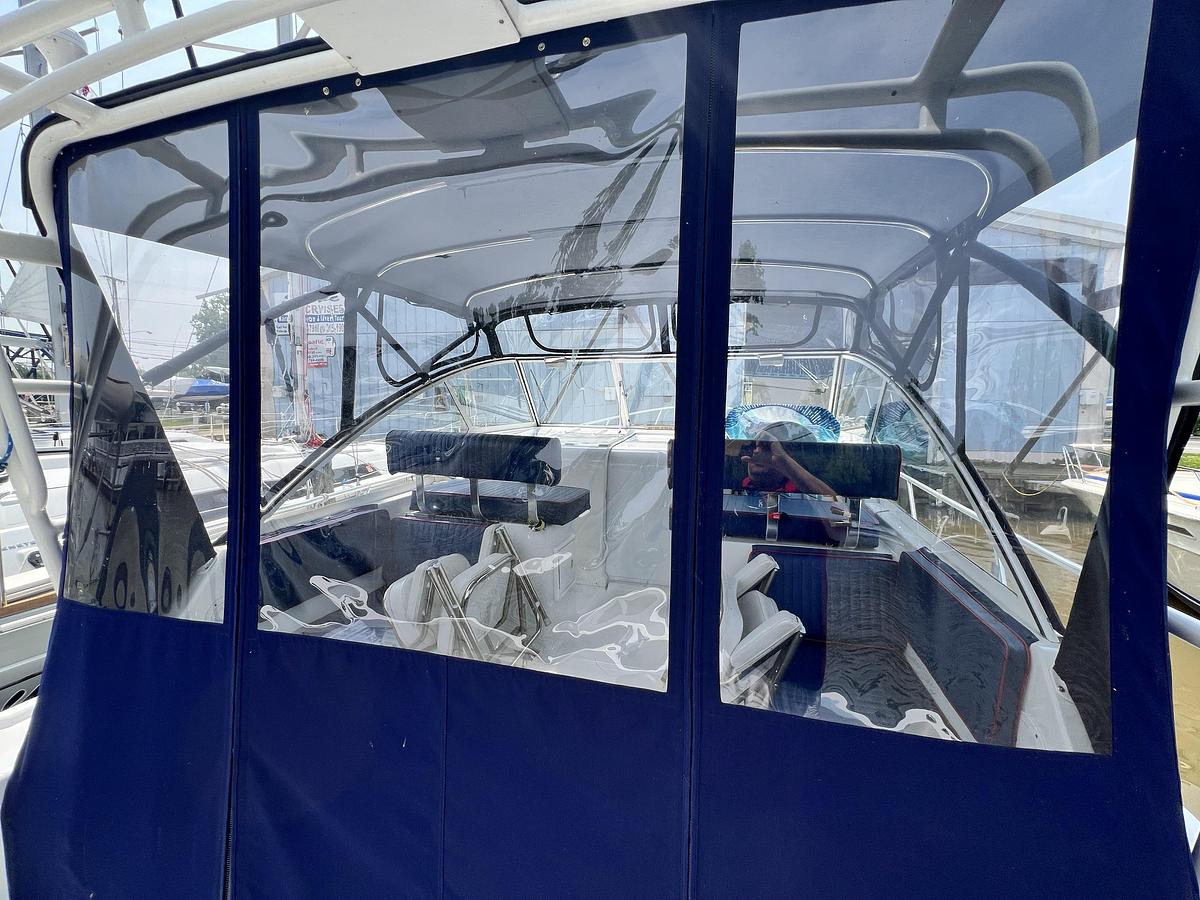 Used 2001 Mainship 34 Pilot