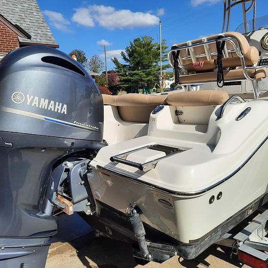 Used 2020 NauticStar 2302 Legacy