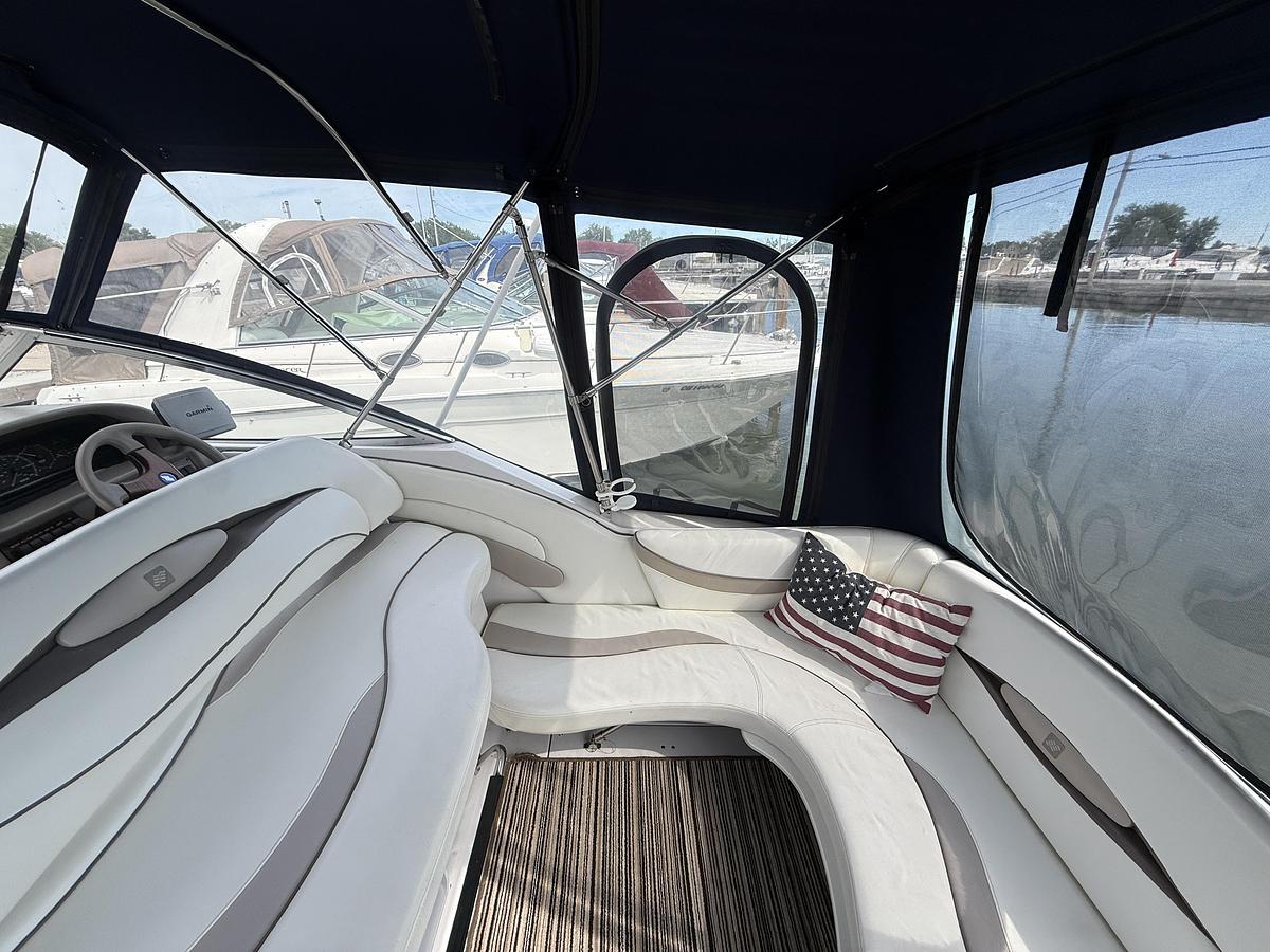 Used 1998 Four Winns 258 Vista