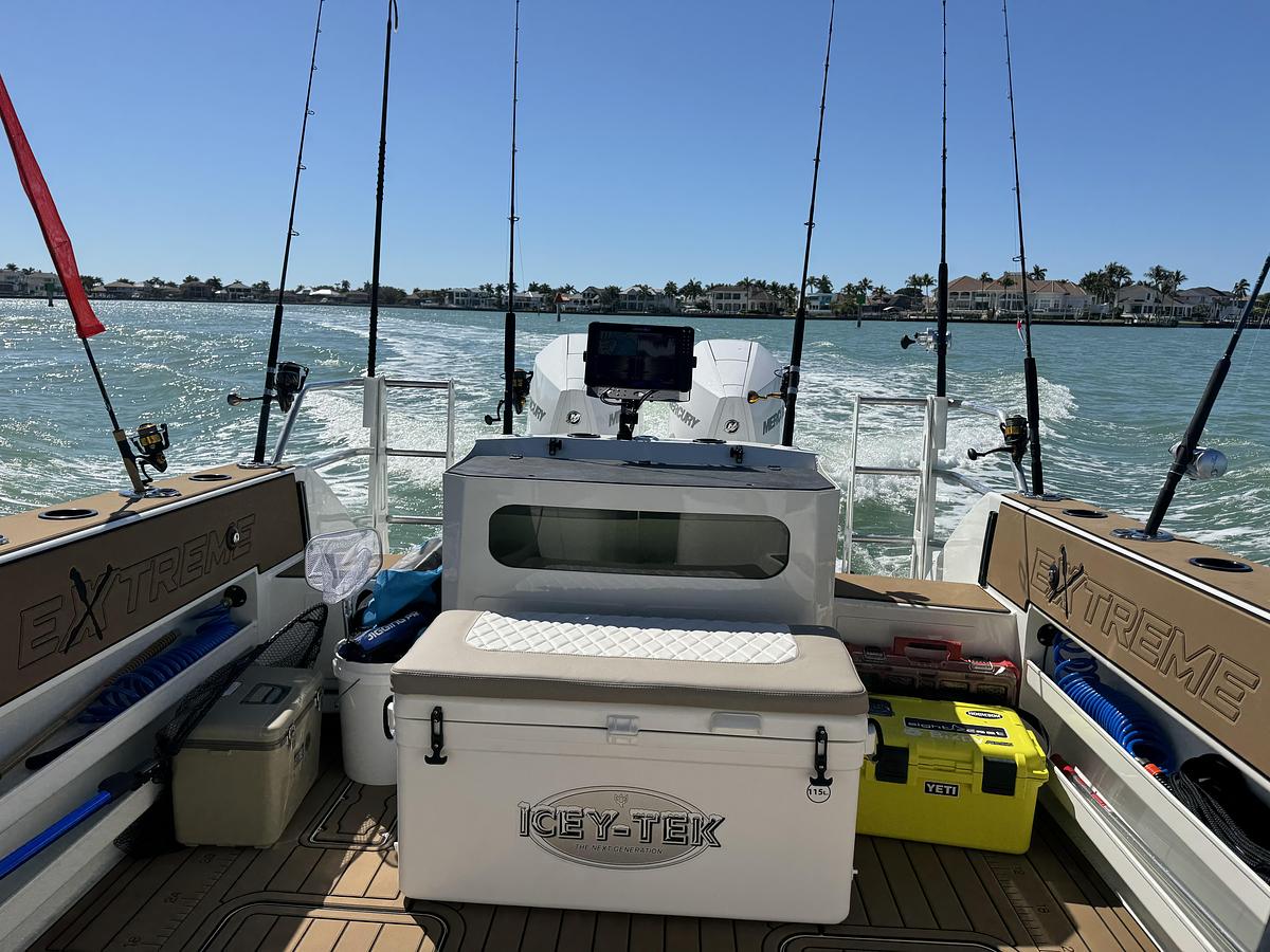 2026 Extreme Boats 916 Walk Around 30'