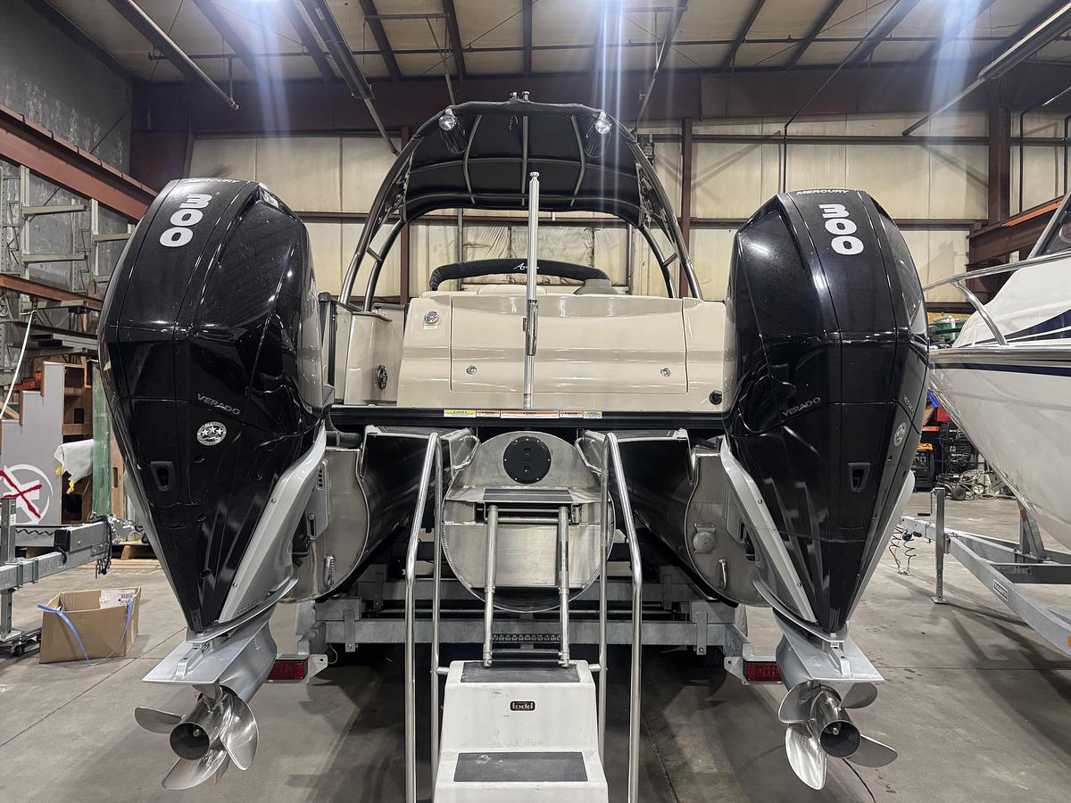 Used 2022 Avalon 2785 Catalina Platinum Cruiser