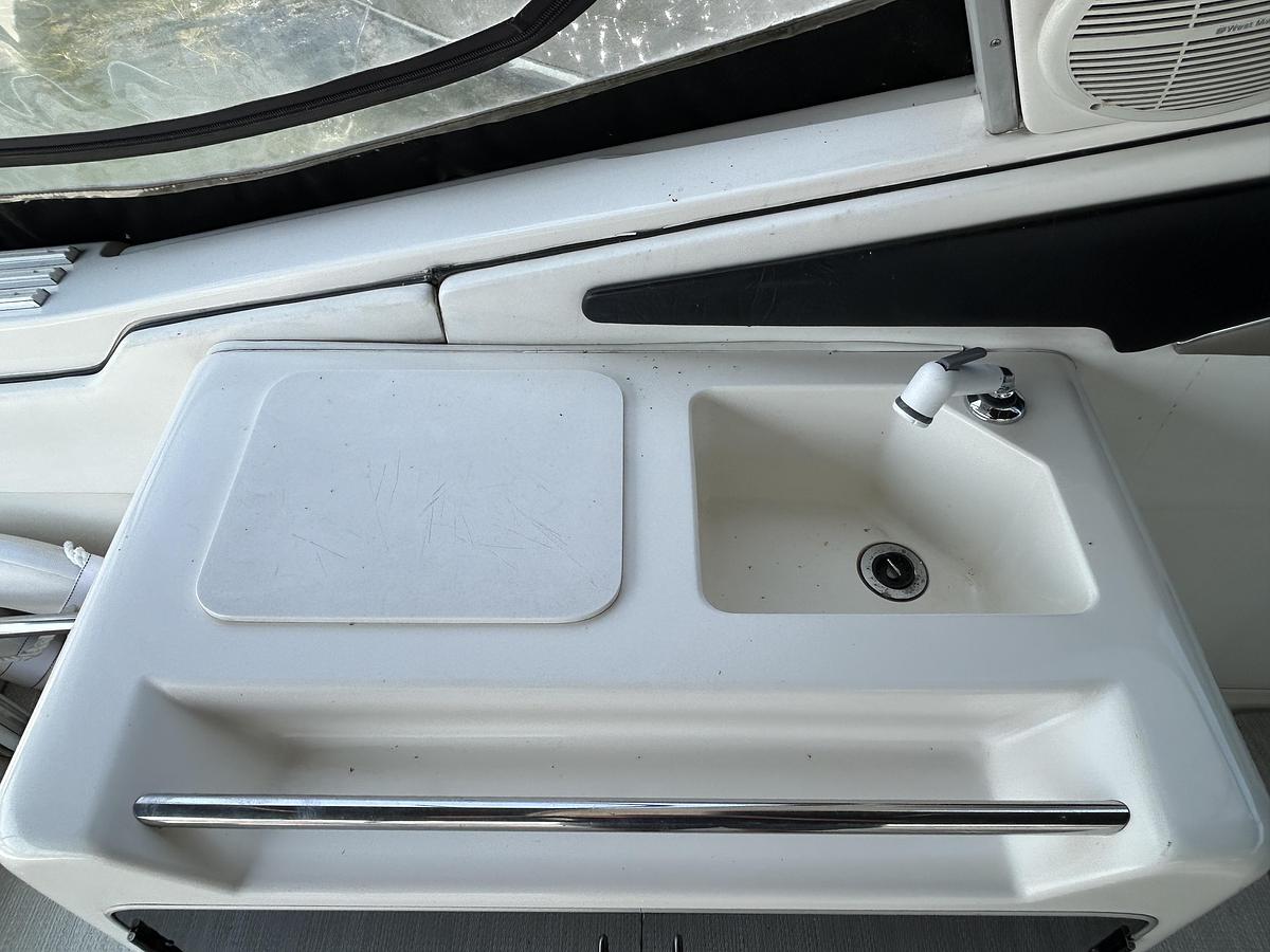 Used 1993 Sea Ray 440 Sundancer