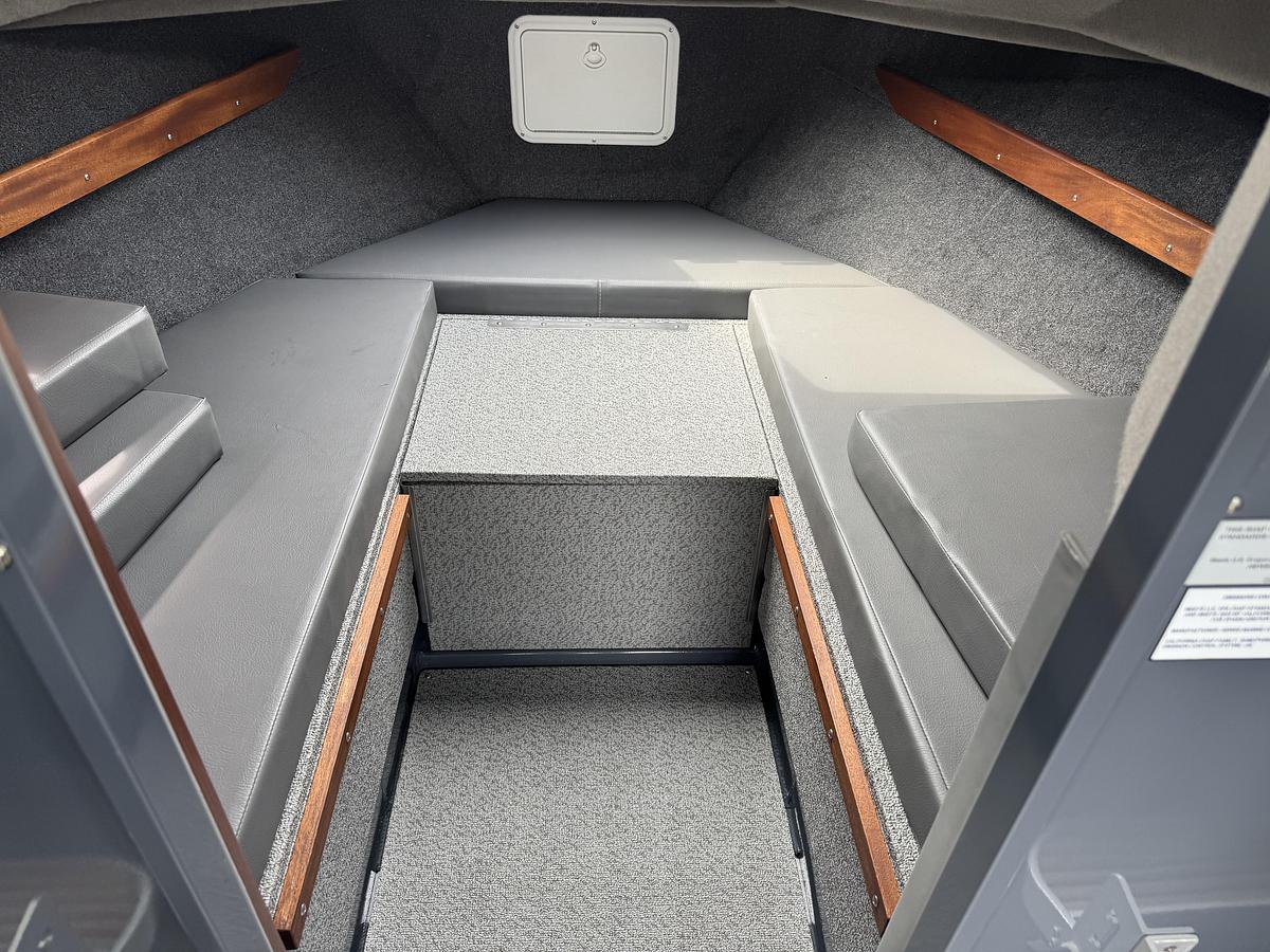 Used 2025 Hewescraft 240 Pacific Cruiser Hardtop