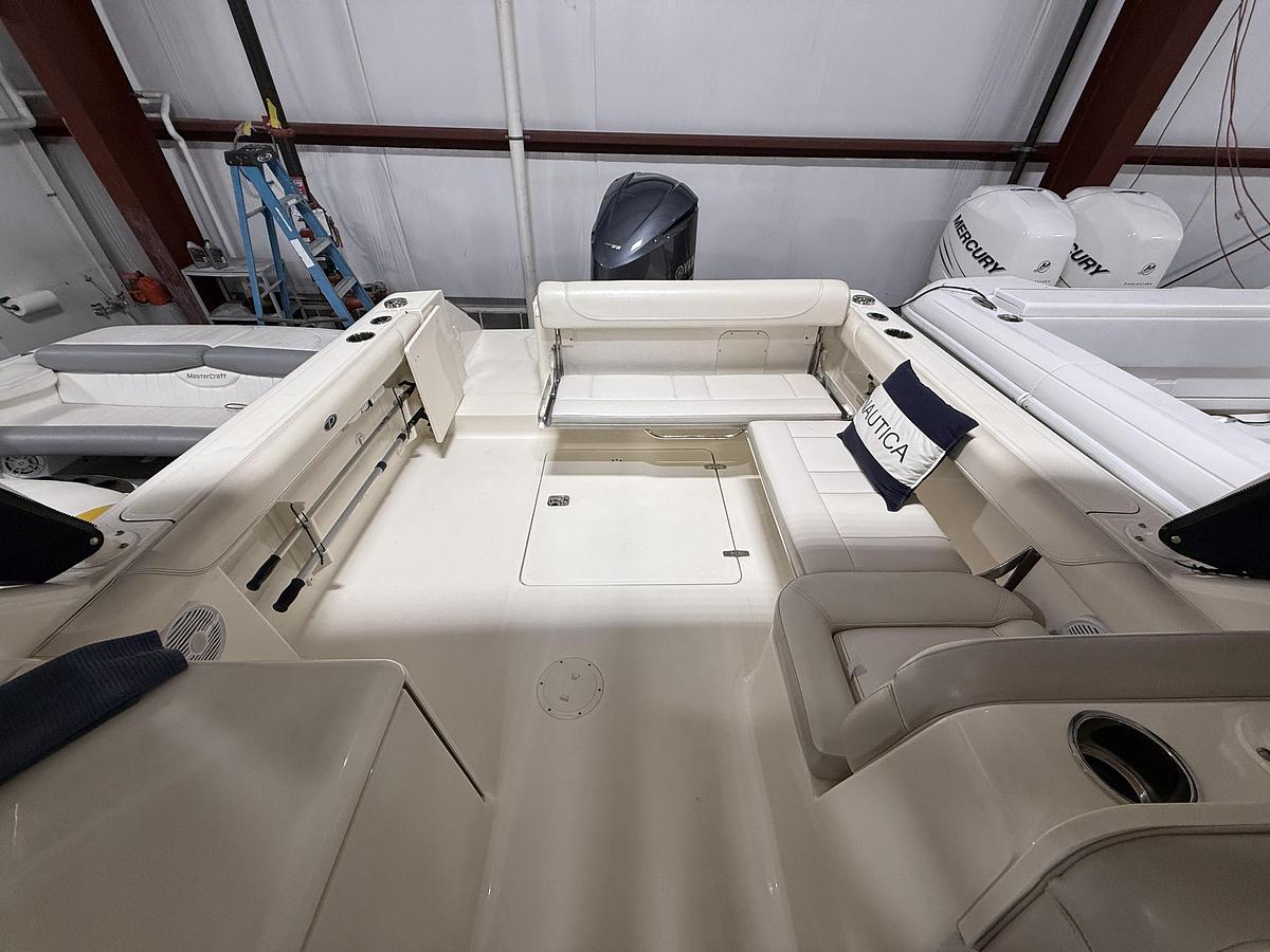 Used 2014 Pursuit 265 DC