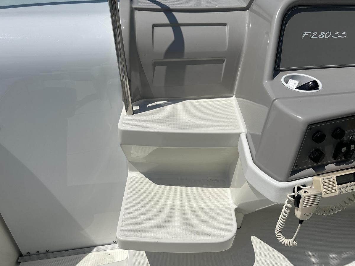 Used 2001 Formula 280 Sun Sport