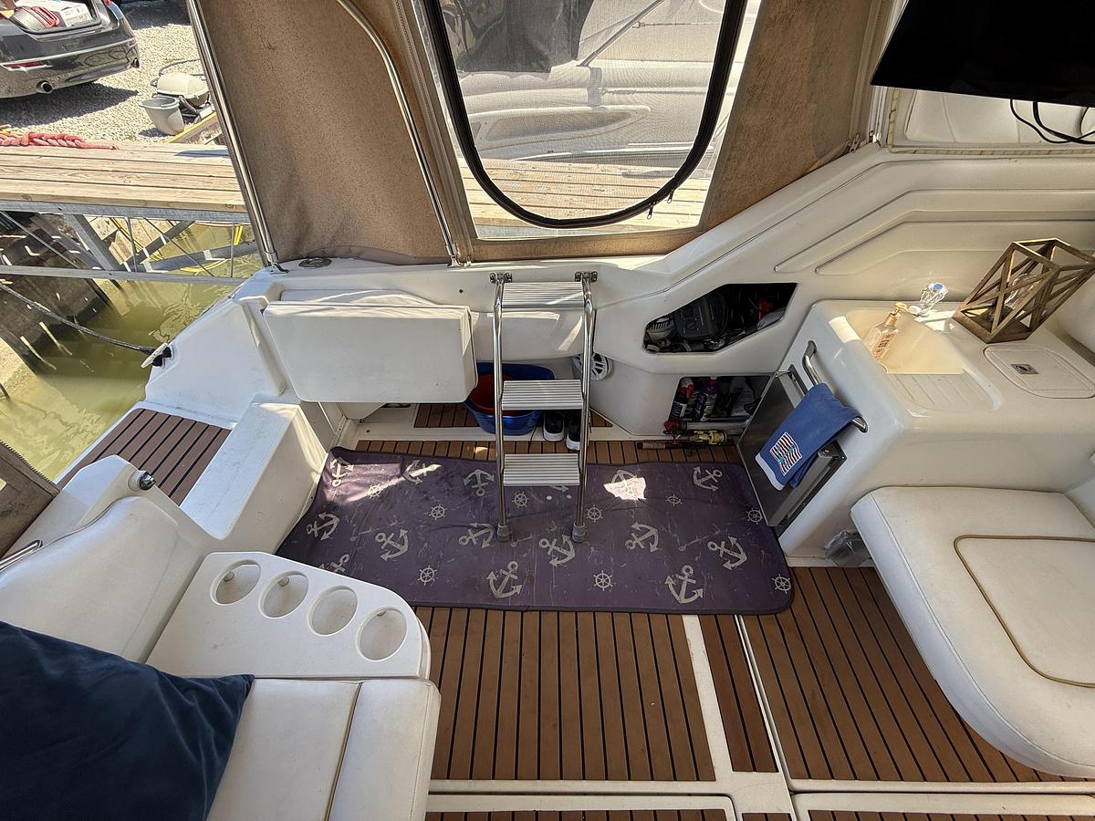 Used 1996 Sea Ray 400 Express Cruiser
