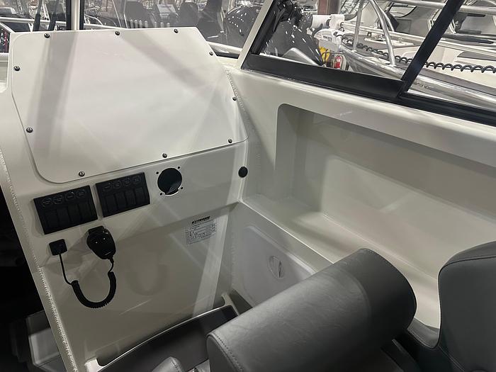 2024 Extreme Boats 795 Walk Around