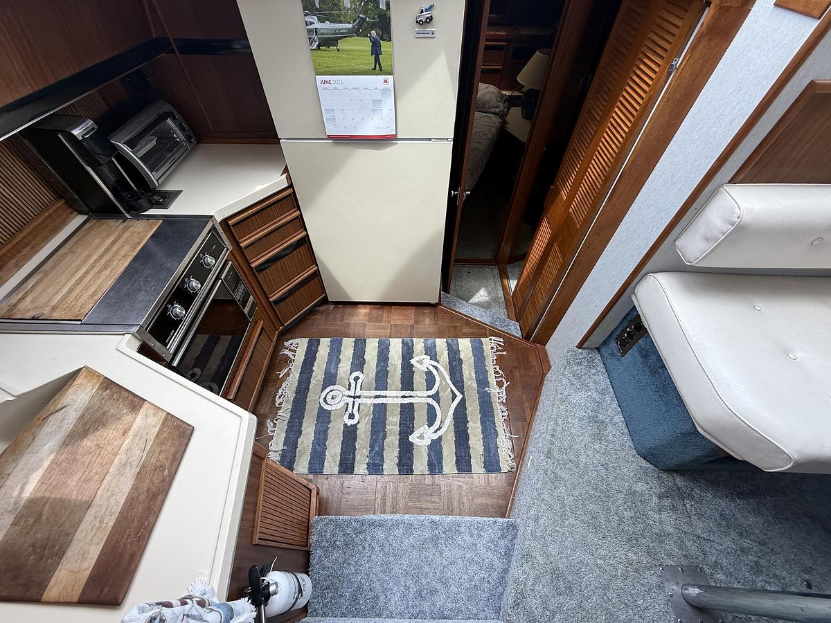 Used 1986 Sea Ray 410 Sundancer