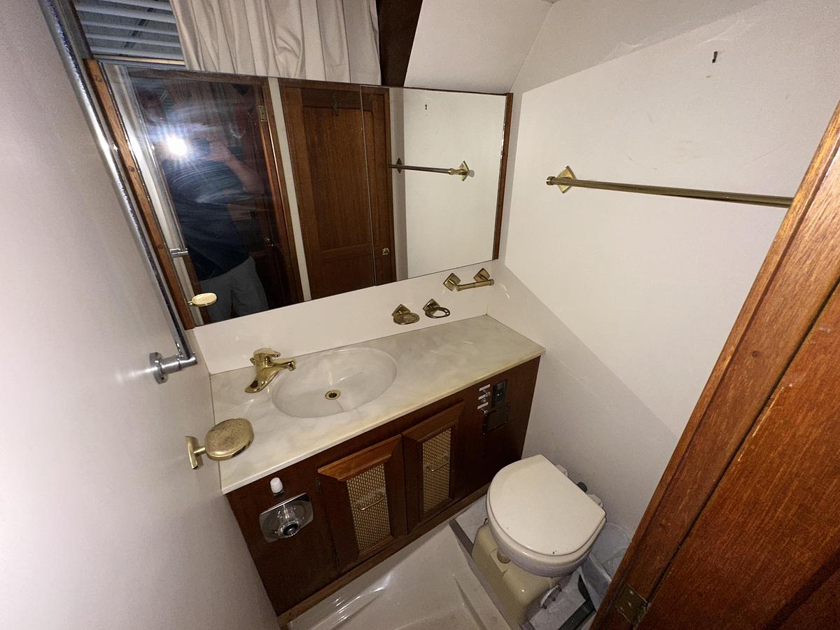 Used 1982 Egg Harbor 42 Aft Cabin Motor Yacht