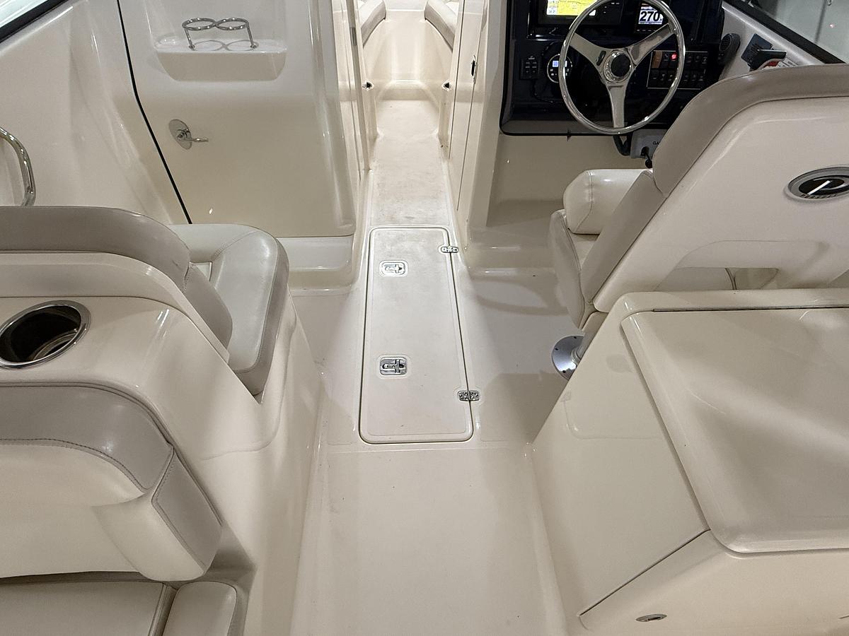 Used 2014 Pursuit 265 DC