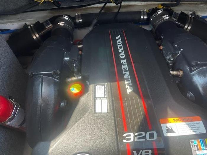 Used 2014 Four Winns 265 Horizon