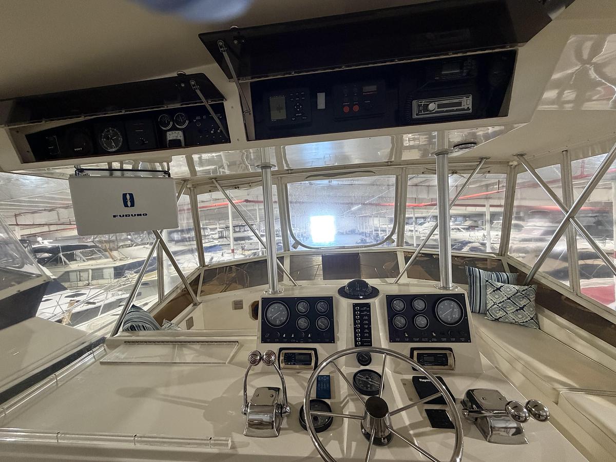 Used 1986 Viking 48 Motor Yacht