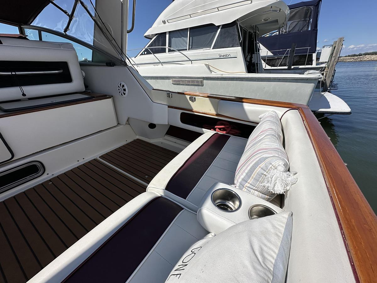 Used 1987  Sea Ray 340 Sundancer