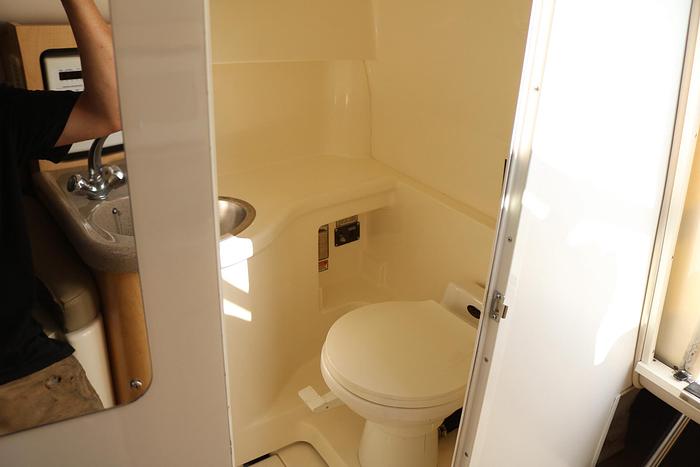 Used 2001 Boston Whaler 26 Conquest