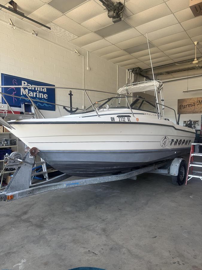 Used 1992 Bayliner 2052 Trophy