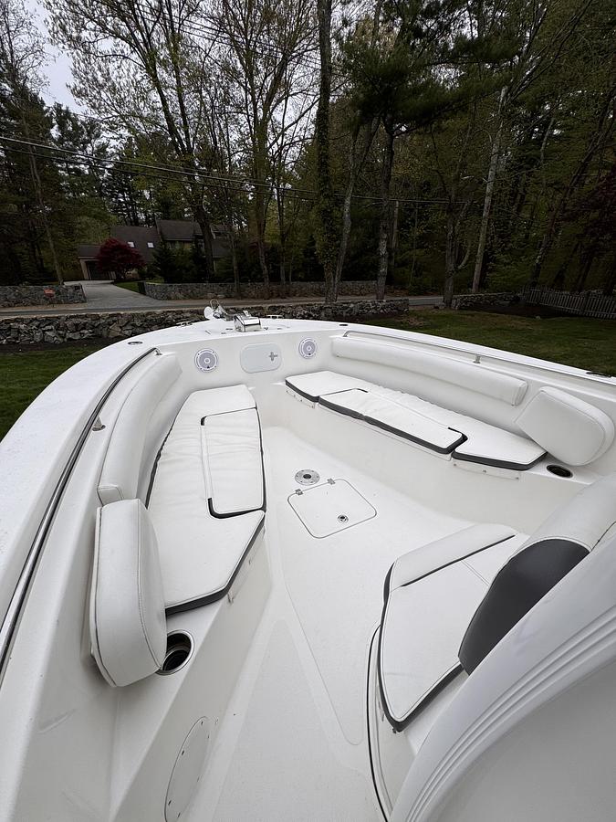 Used 2015 Tidewater 252 Center Console Adventure