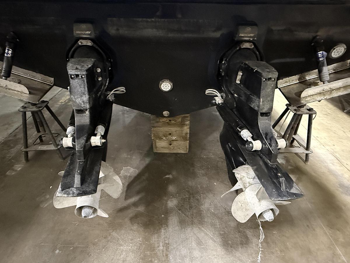 Used 2017 Sea Ray 330 Sundancer