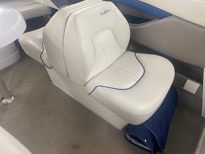 Used 2002 Four Winns 205 Sundowner