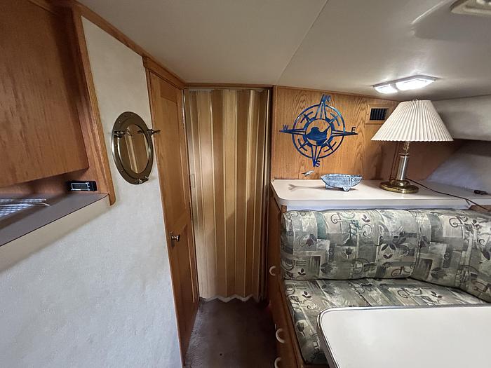 Used 1990 Silverton  40 Motor Yacht