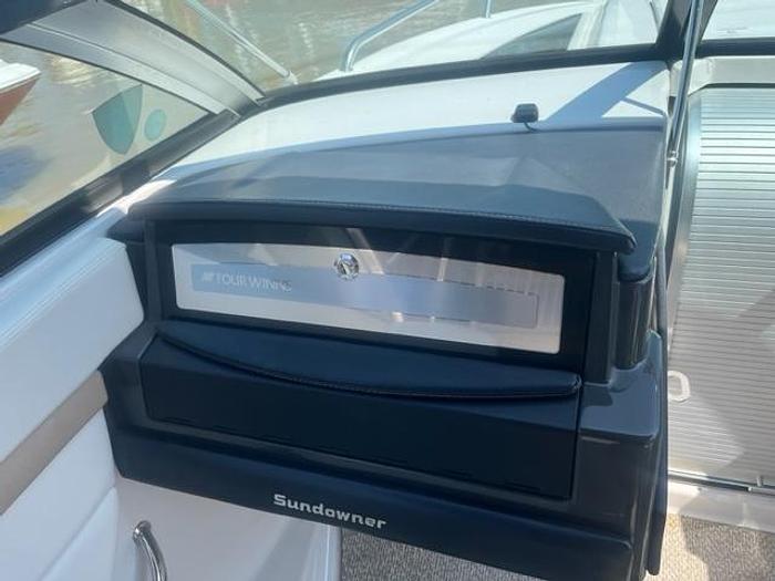 Used 2014 Four Winns 265 Horizon