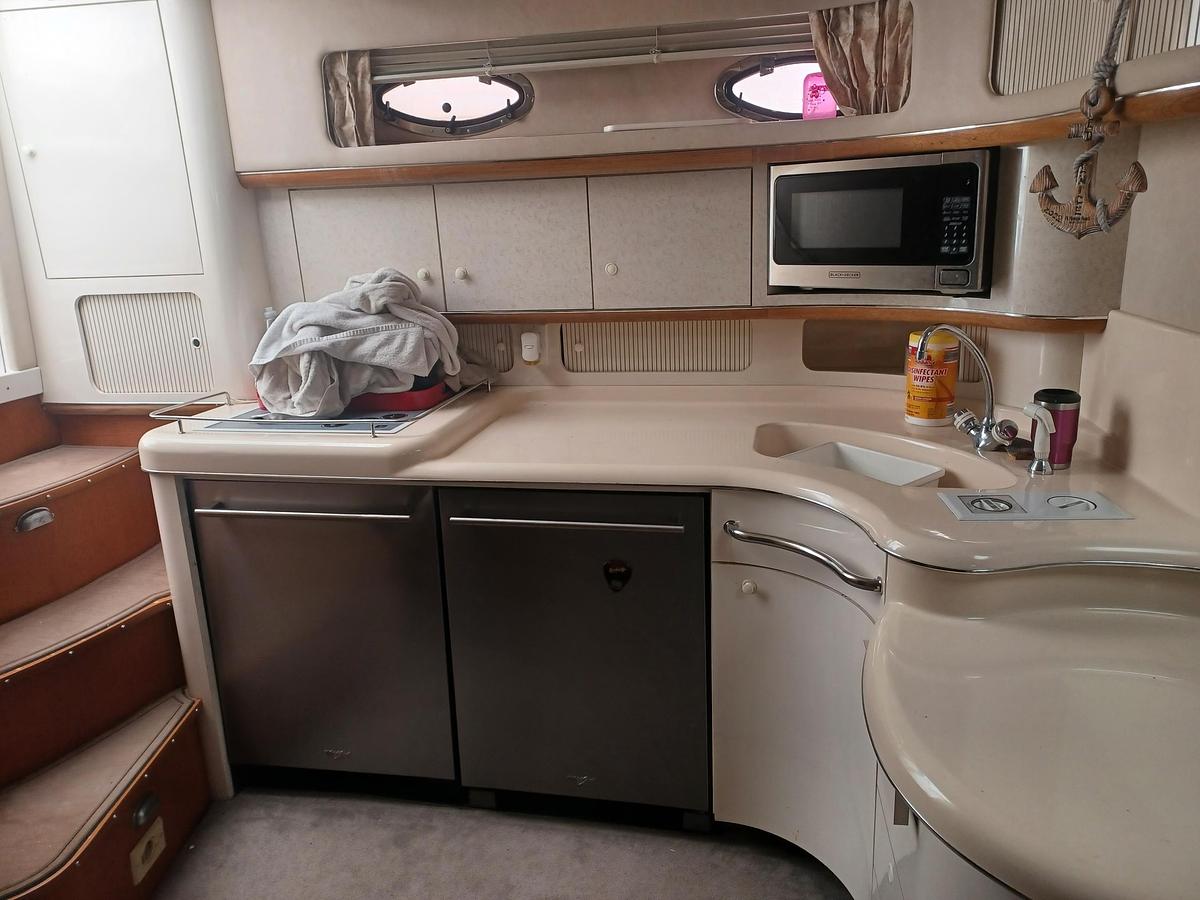 Used 1996 Sea Ray 450 Sundancer