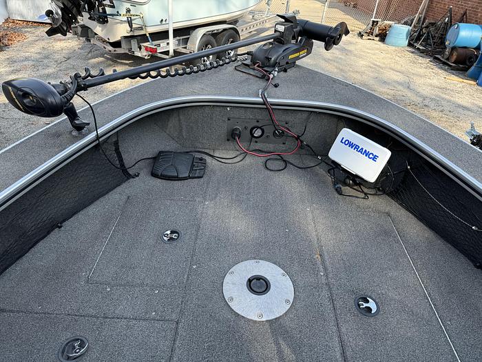 Used 2004 Alumacraft 185 Tourament Sport