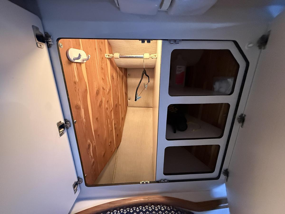 Used 1996 Sea Ray 400 Express Cruiser