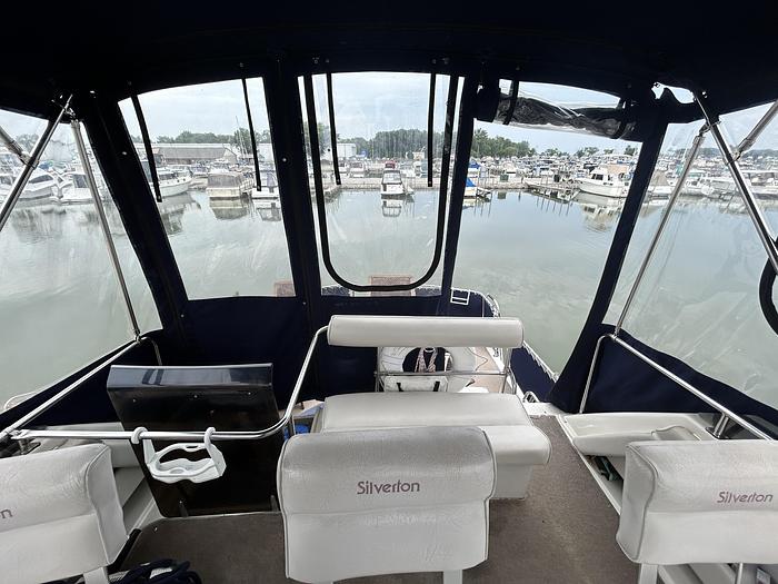 Used 1990 Silverton  40 Motor Yacht