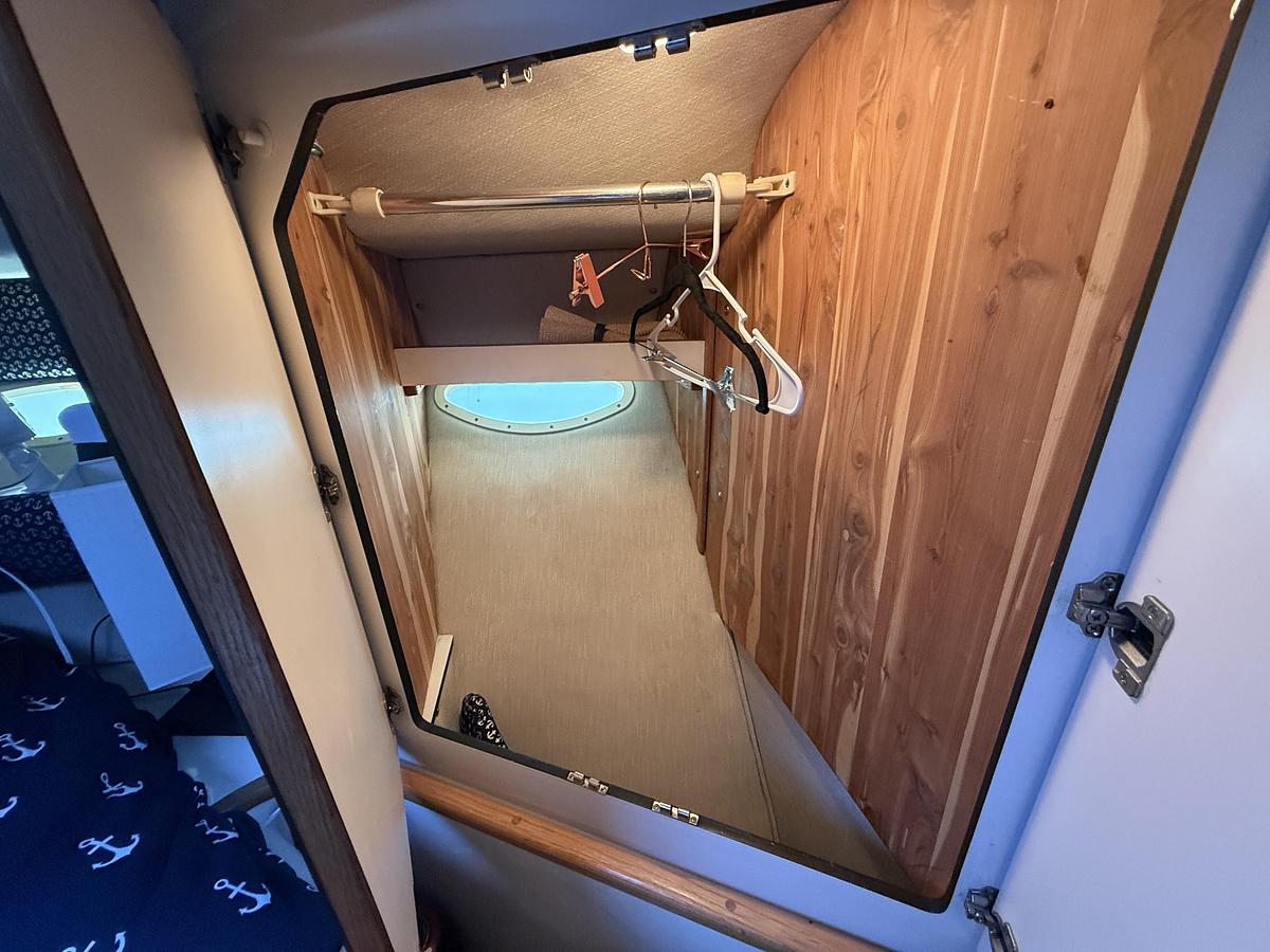 Used 1996 Sea Ray 400 Express Cruiser