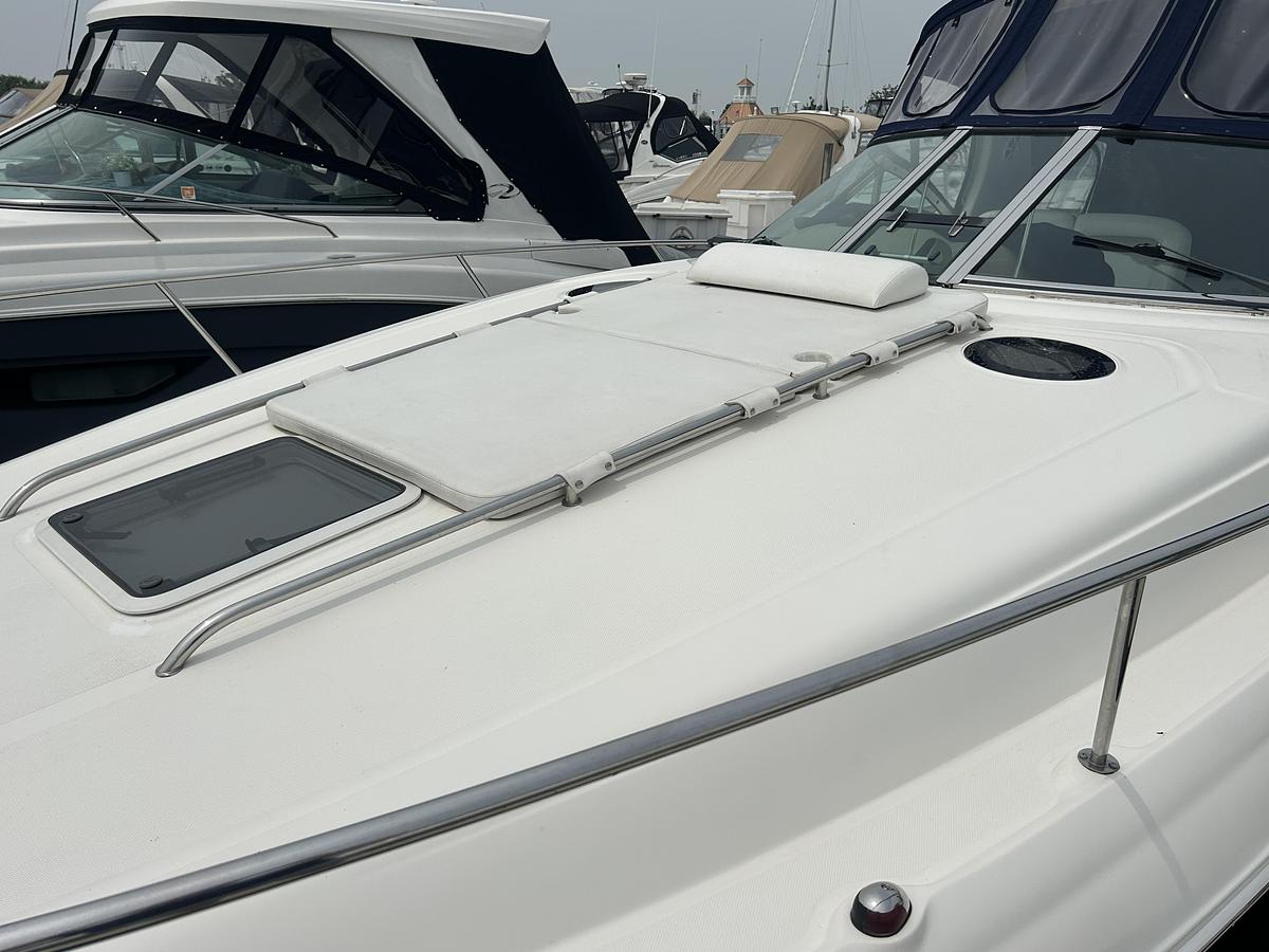 Used 2005 Sea Ray 320 Sundancer